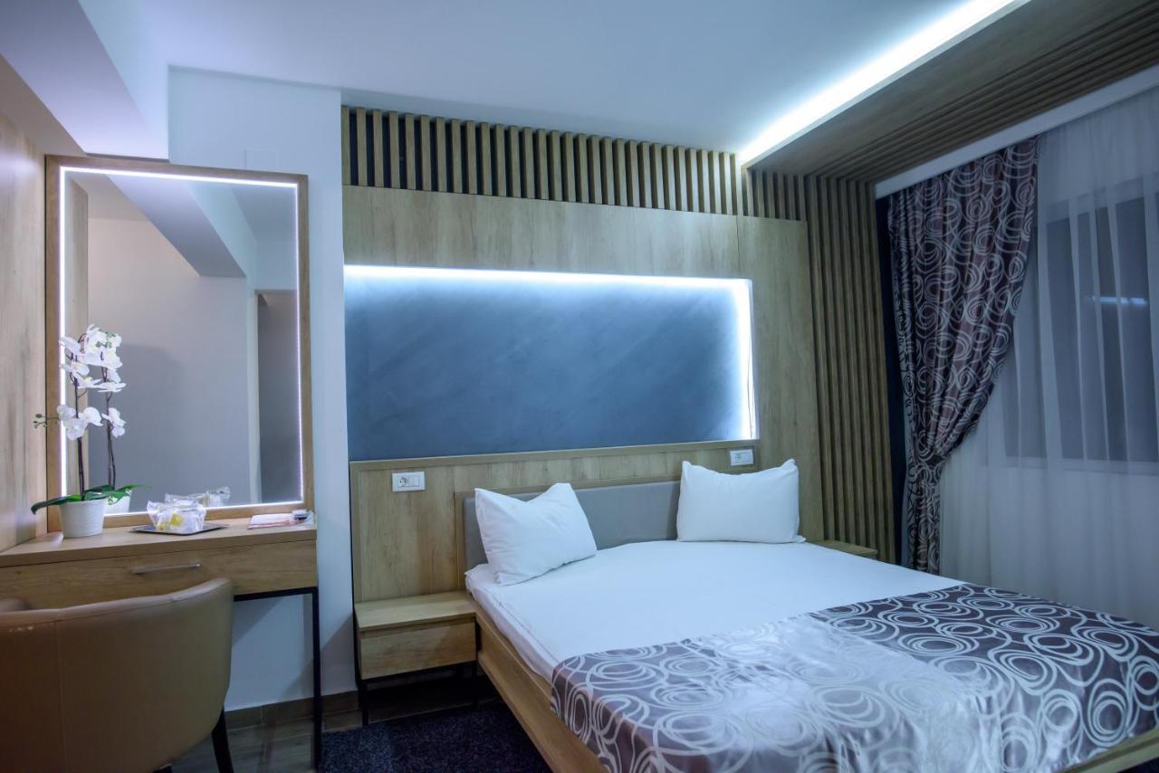 Hotel Tomis Mamaia Eksteriør billede